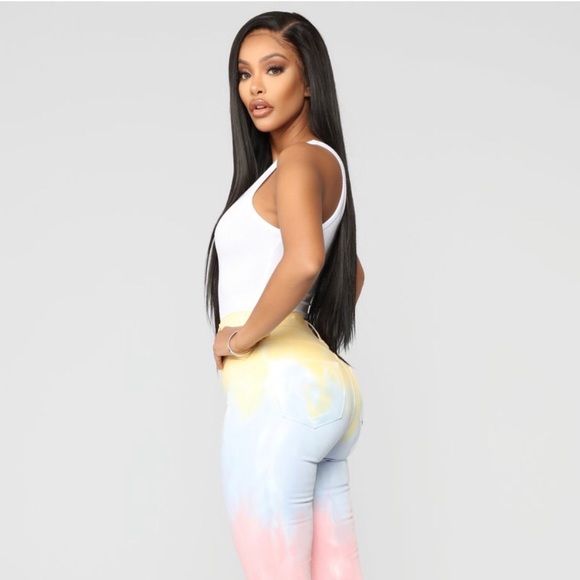 When You Love Someone High Rise Jeans NWOT - Picture 2 of 9